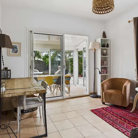 Maison Plain-pied 3 Chambres, Terrasse Et Climatisation, 8 Pers * Marseillan (Herault)